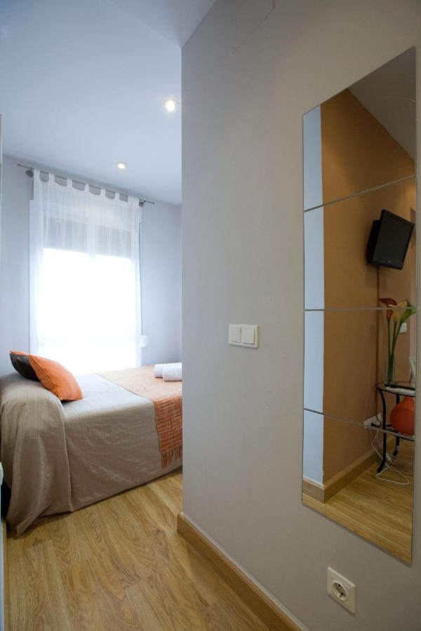 Apartamento Tirso De Molina Appartement Madrid Buitenkant foto